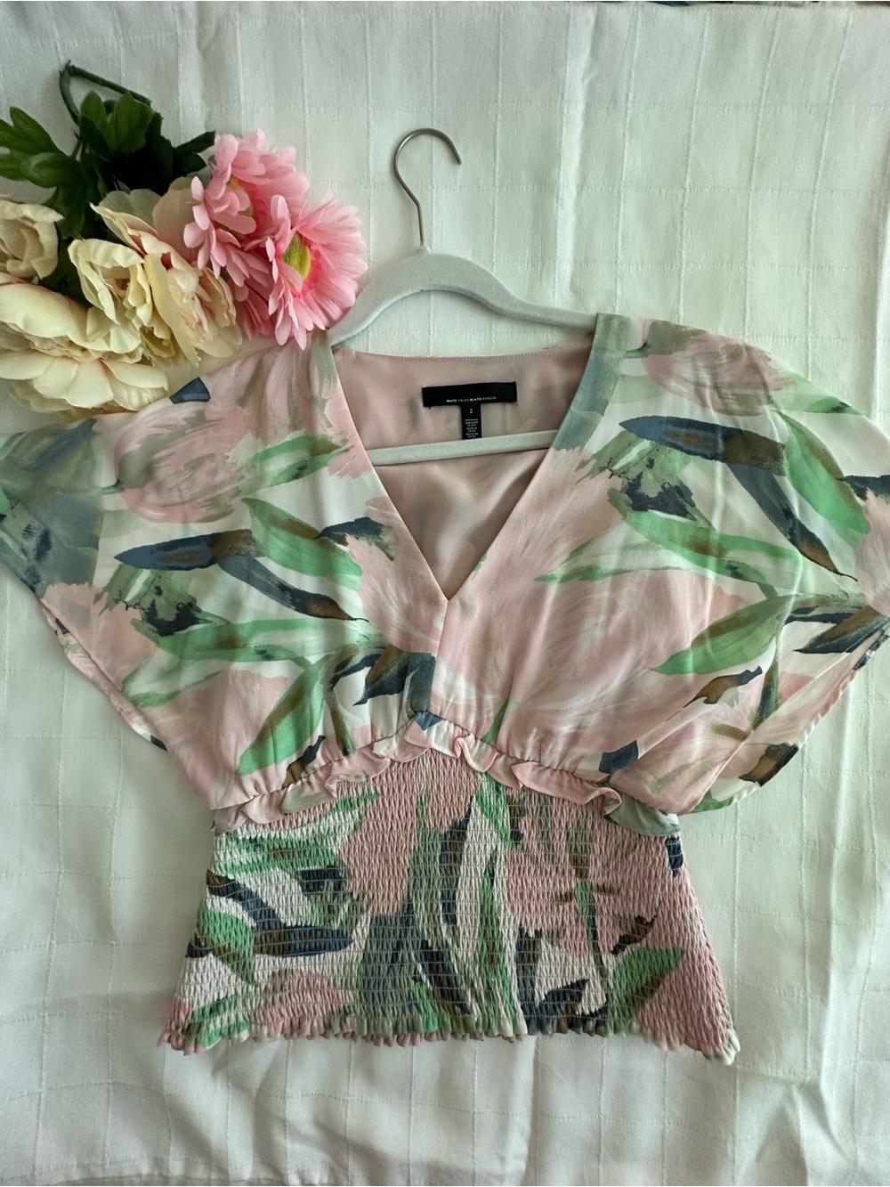 White House Black Market Pink Floral V-Neck Smocked Crop Top
